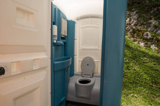 Best Portable restroom trailer rental  in Prairie View, TX